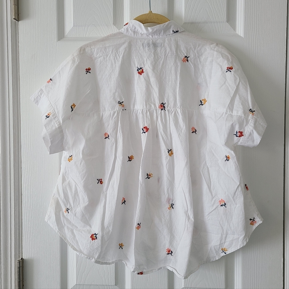 Madewell V-Neck Pocket Shirt - Picture 9 of 9